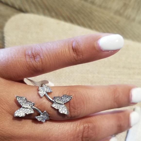 Butterfly Ring - Picture 2 of 4